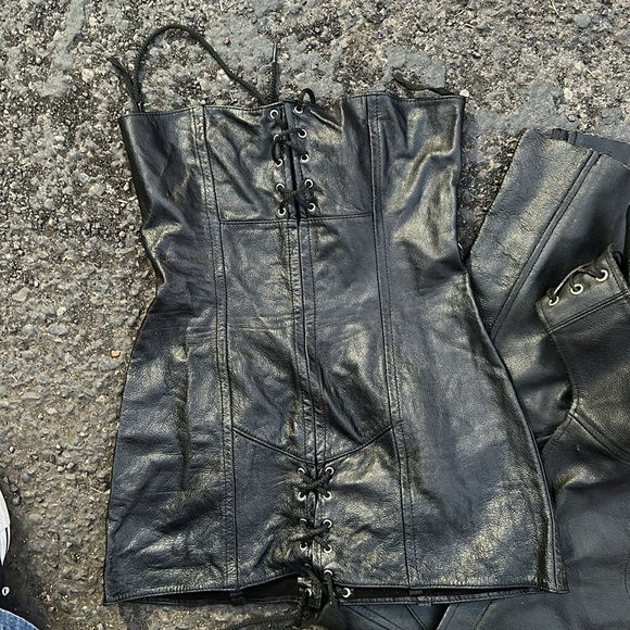 Biker black leather chaps and corset lace up top size xs - Picture 2 of 5